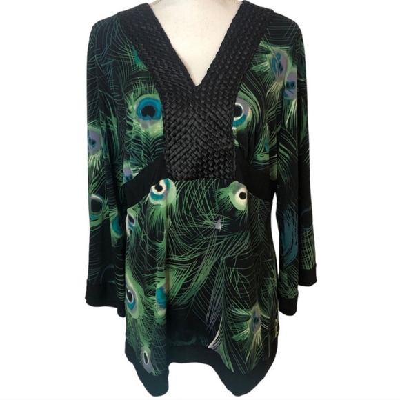 CATO Peacock Top With Braided Look V-Neck Cato Green Black  Feathers Print Large - Picture 8 of 9